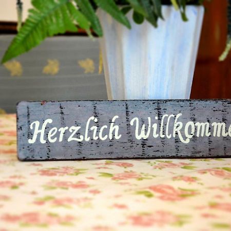 Gasthaus & Gaestehaus Bsteh Wulzeshofen エクステリア 写真